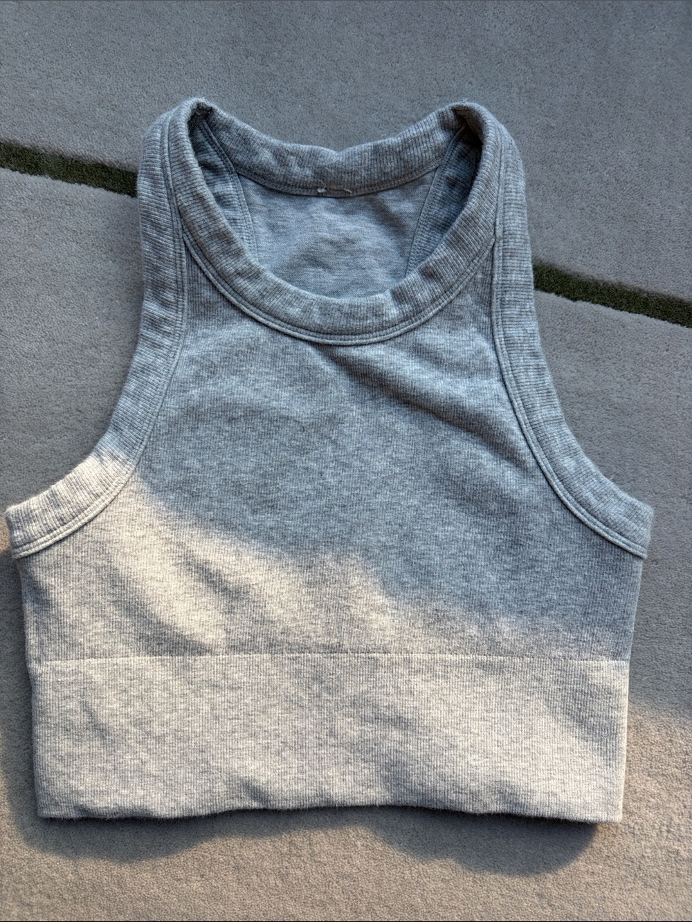 ALO Yoga Light Gray Ribbed High-Neck sports bra - Picture 3 of 3